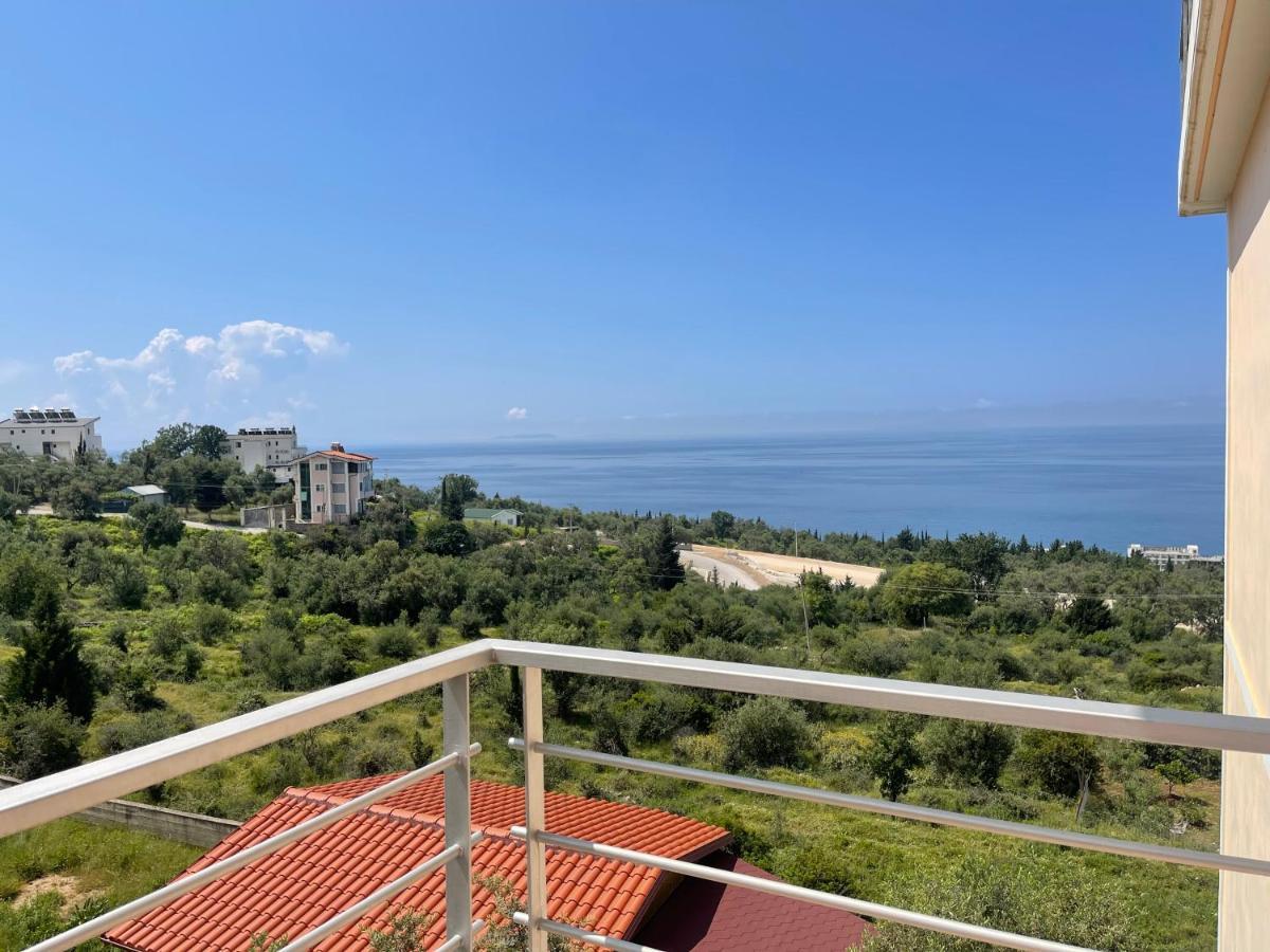 Season Inn Dhërmi Dış mekan fotoğraf
