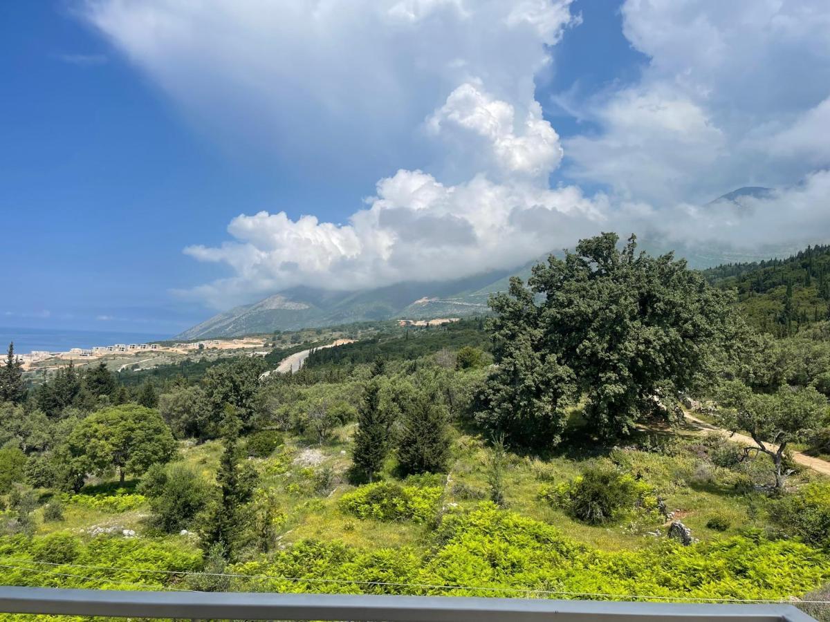 Season Inn Dhërmi Dış mekan fotoğraf