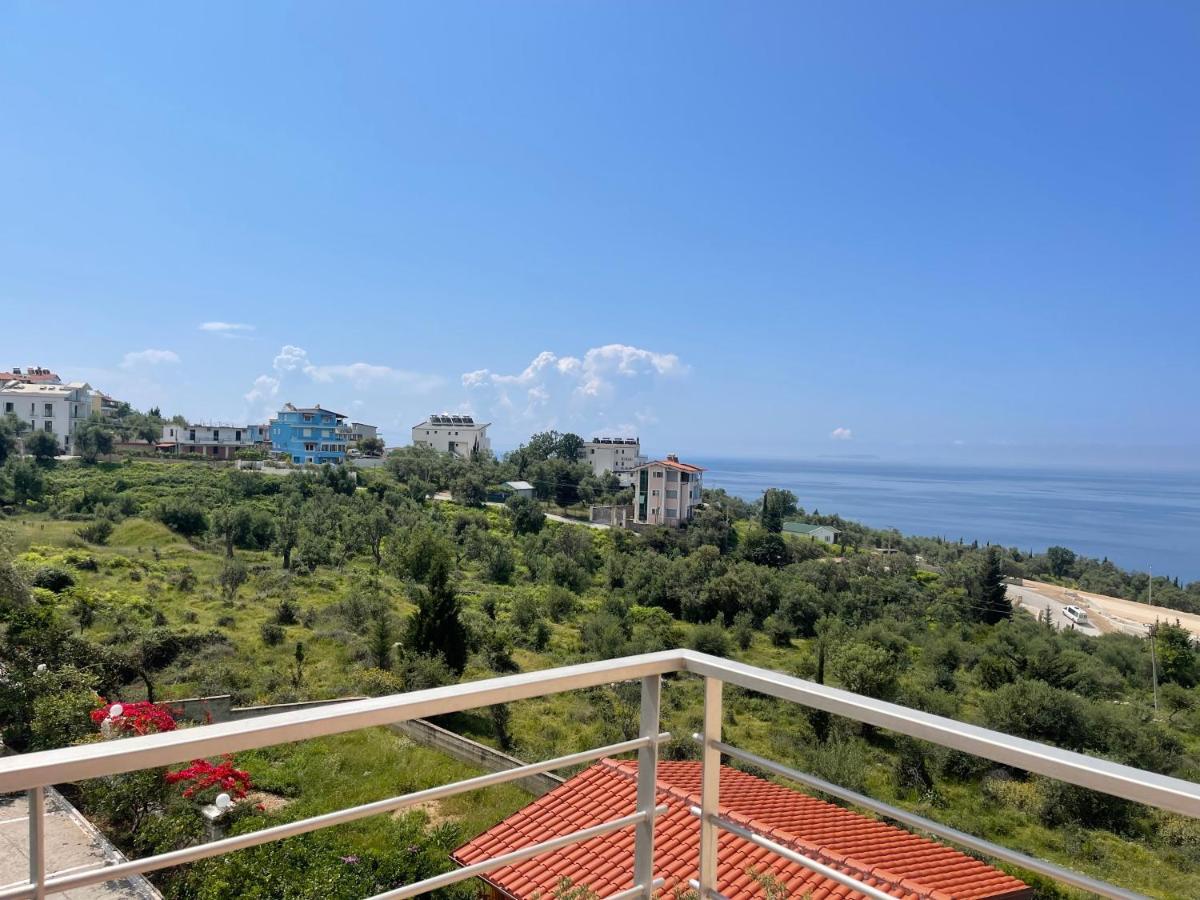 Season Inn Dhërmi Dış mekan fotoğraf