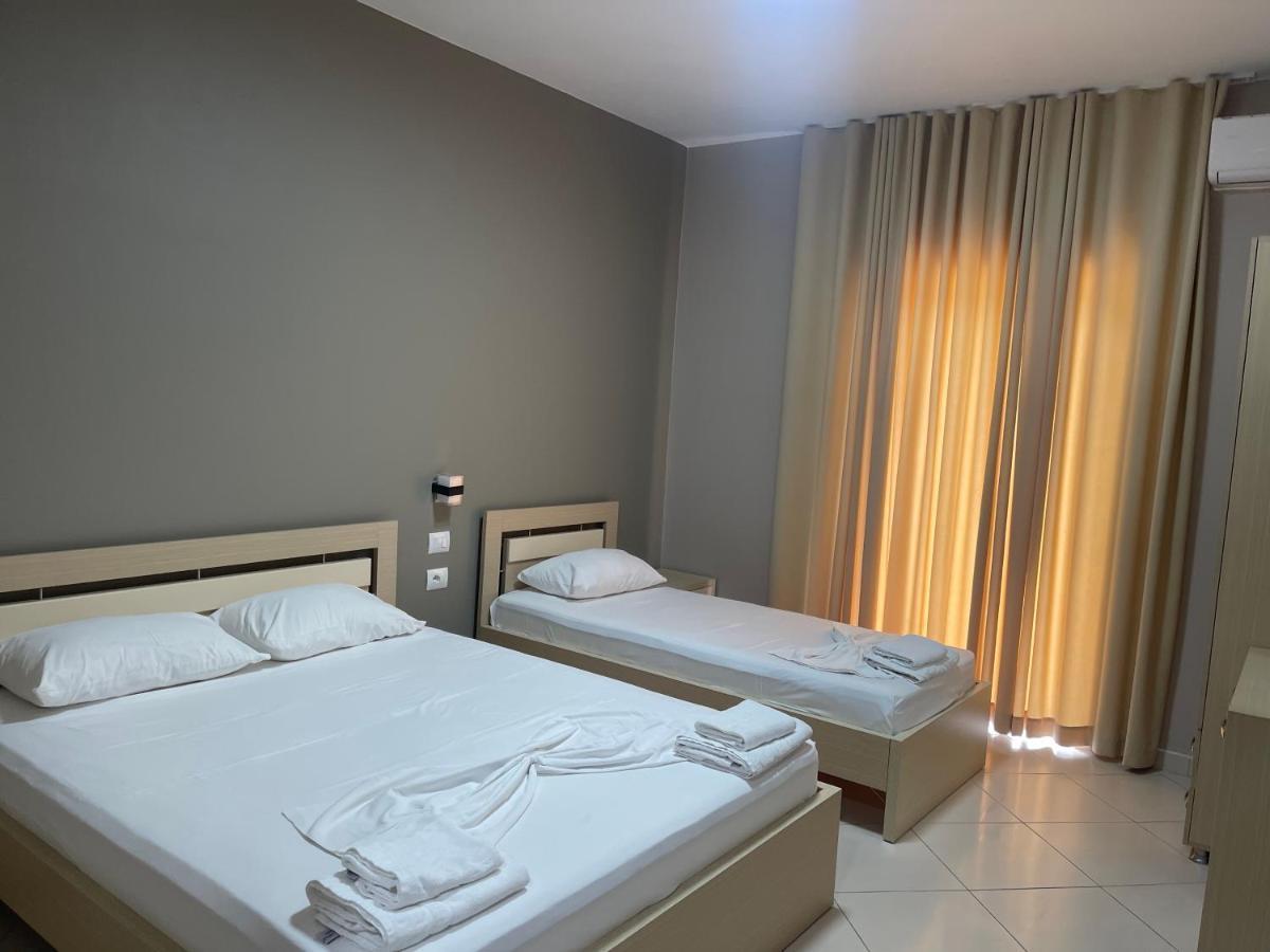 Season Inn Dhërmi Dış mekan fotoğraf