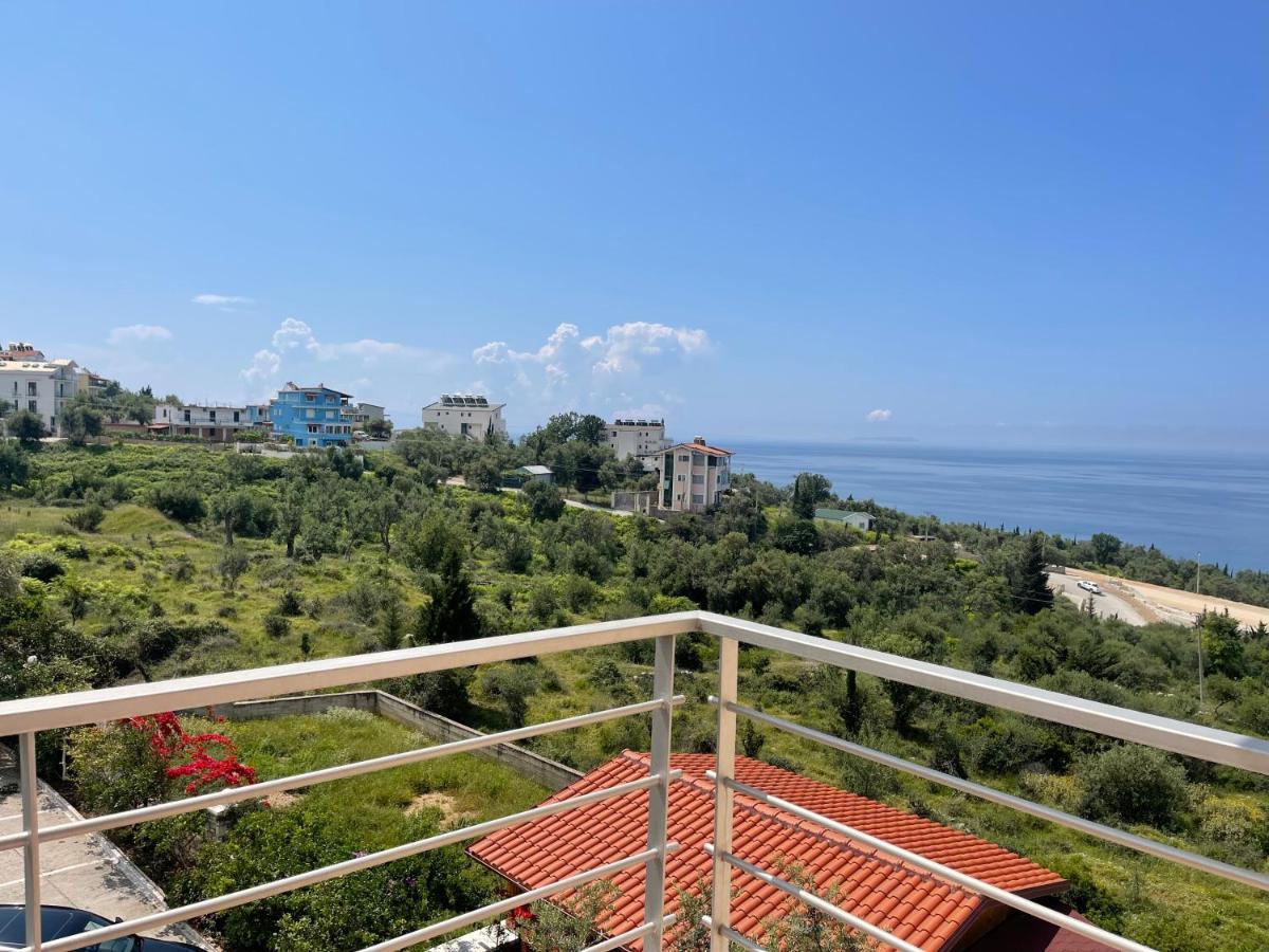 Season Inn Dhërmi Dış mekan fotoğraf