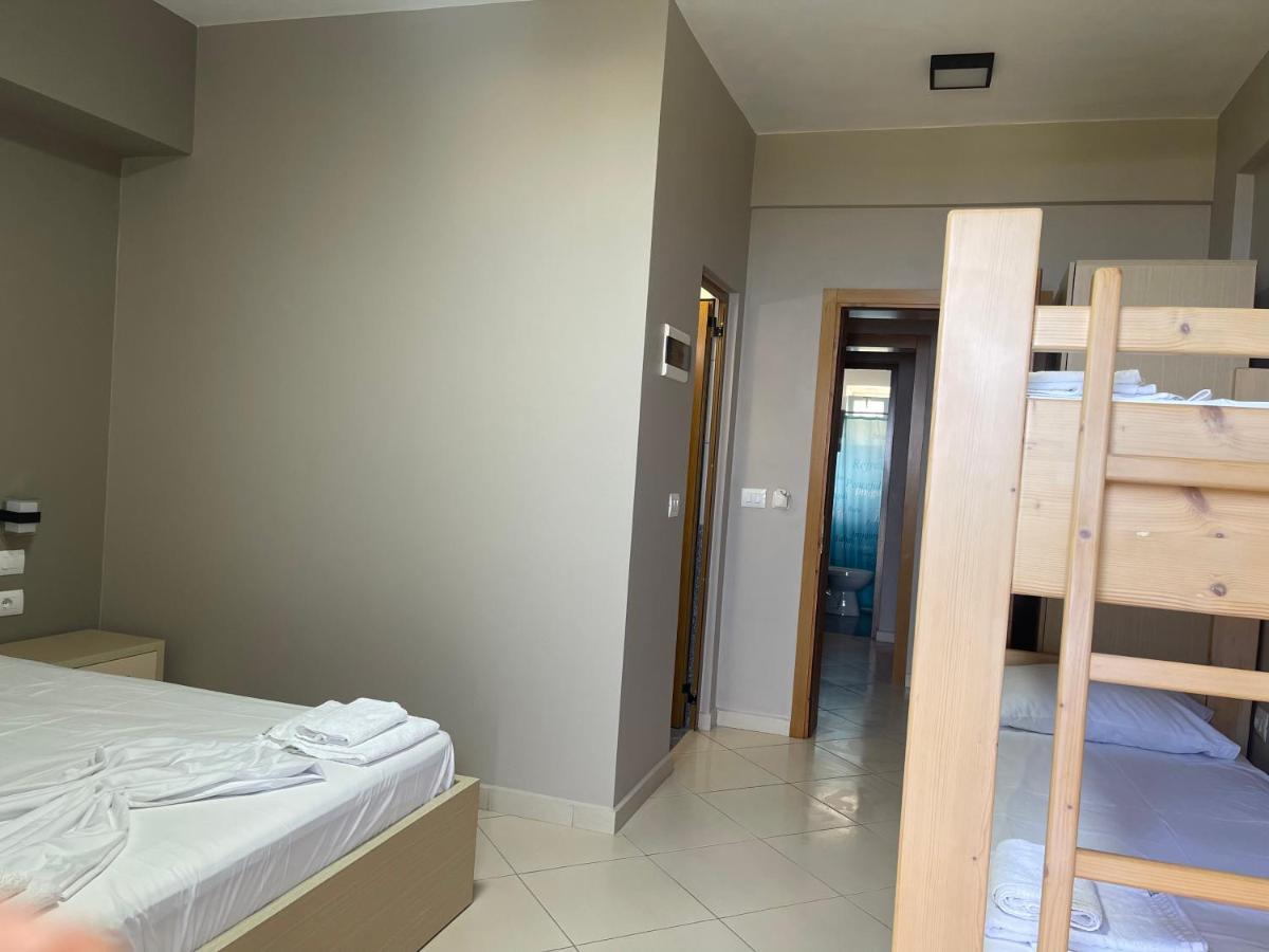 Season Inn Dhërmi Dış mekan fotoğraf