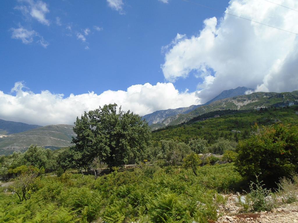 Season Inn Dhërmi Dış mekan fotoğraf