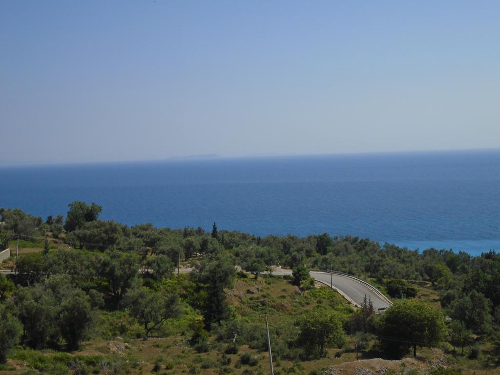 Season Inn Dhërmi Dış mekan fotoğraf