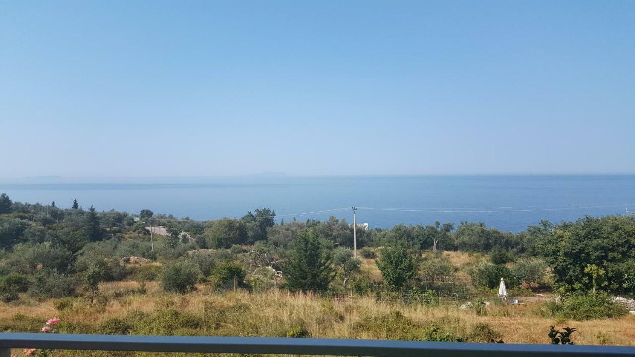 Season Inn Dhërmi Dış mekan fotoğraf
